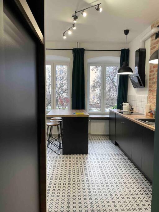 Loft In Historic Building Apartment Warsaw
